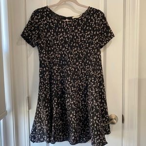 Lush black and white floral dress